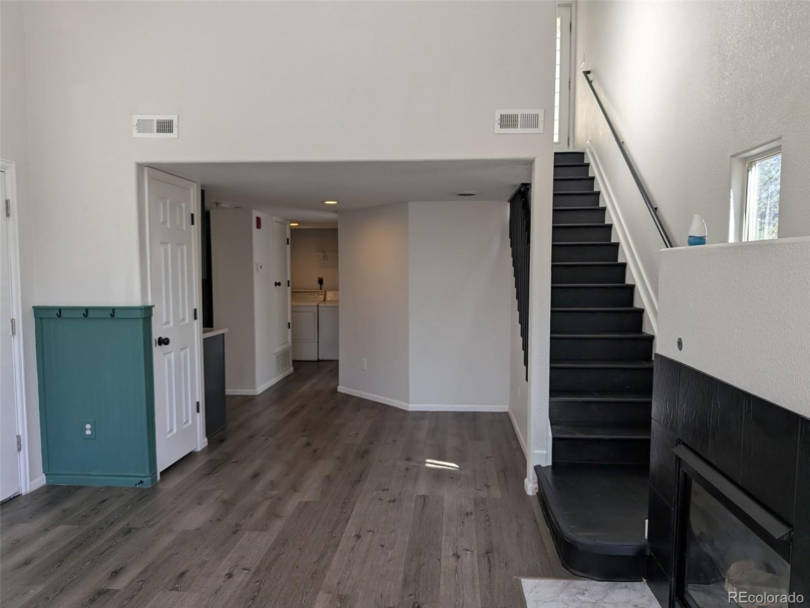 970 S Dawson Way 10