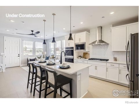 2759 Bear Springs Circle Longmont CO 80503