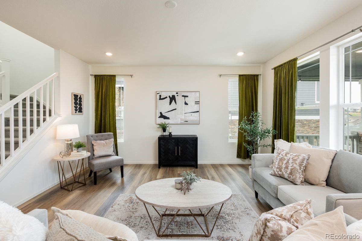 17673 W 93rd Place