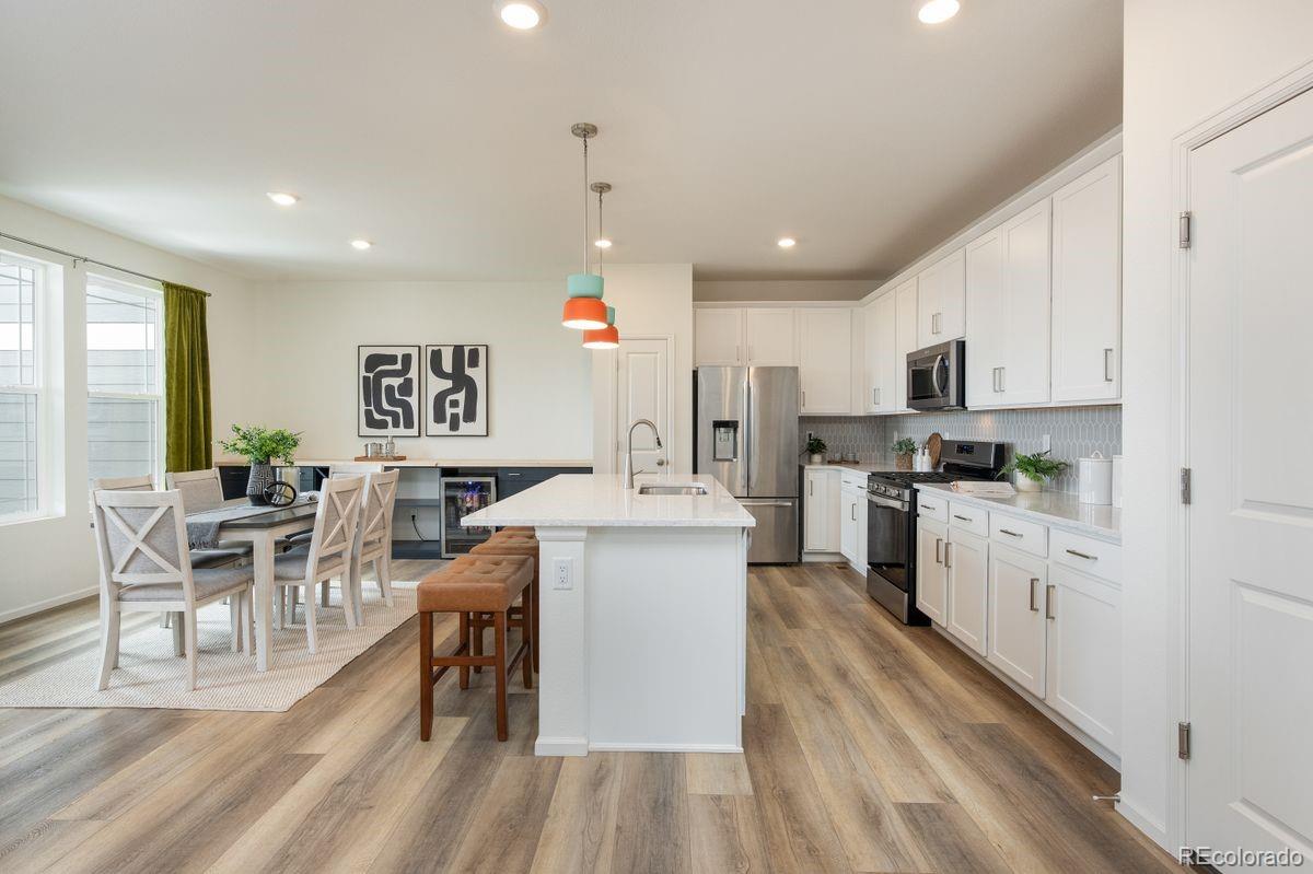 17673 W 93rd Place