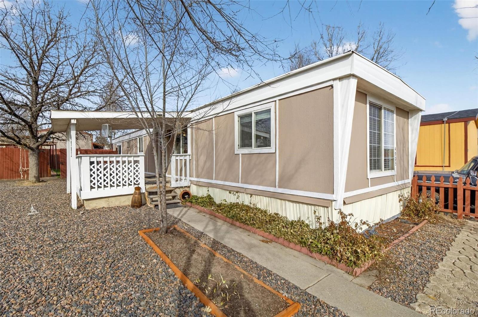 4903 E 96th Place
