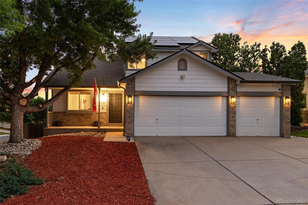 Photo of 4304 S Genoa Court, Centennial, CO 80015 (MLS # 1928585)