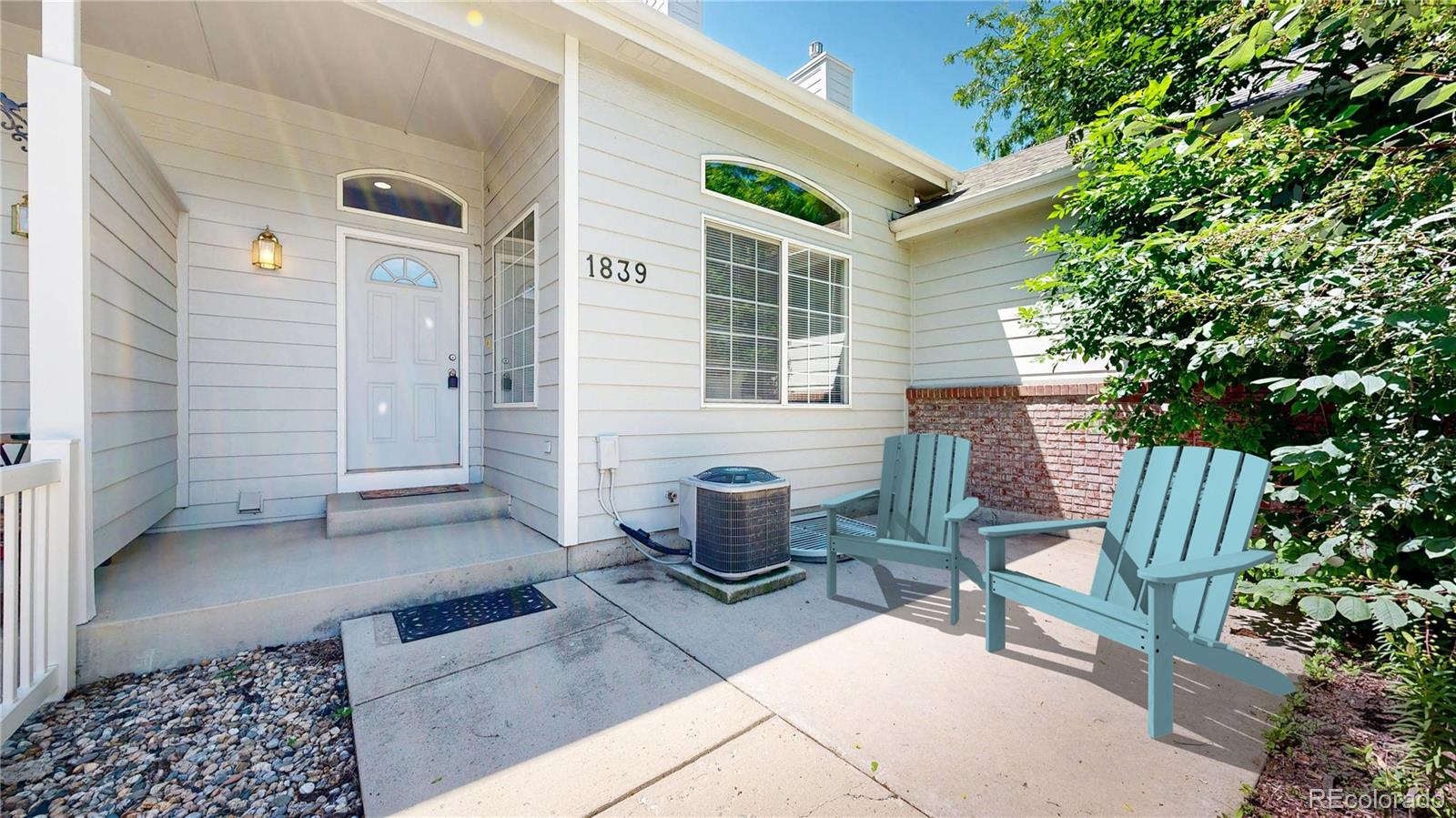 1839 Laurus Lane
