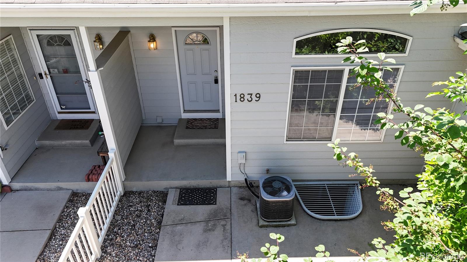 1839 Laurus Lane