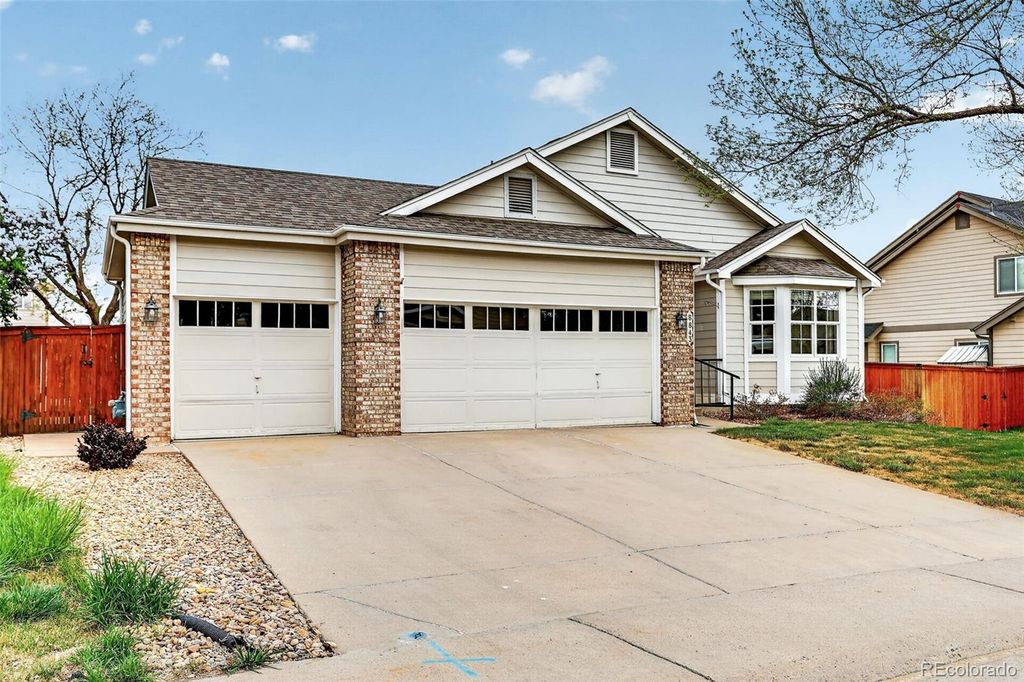 Photo of 8843 Wagner Court, Littleton, CO 80126 (MLS # 3212397)