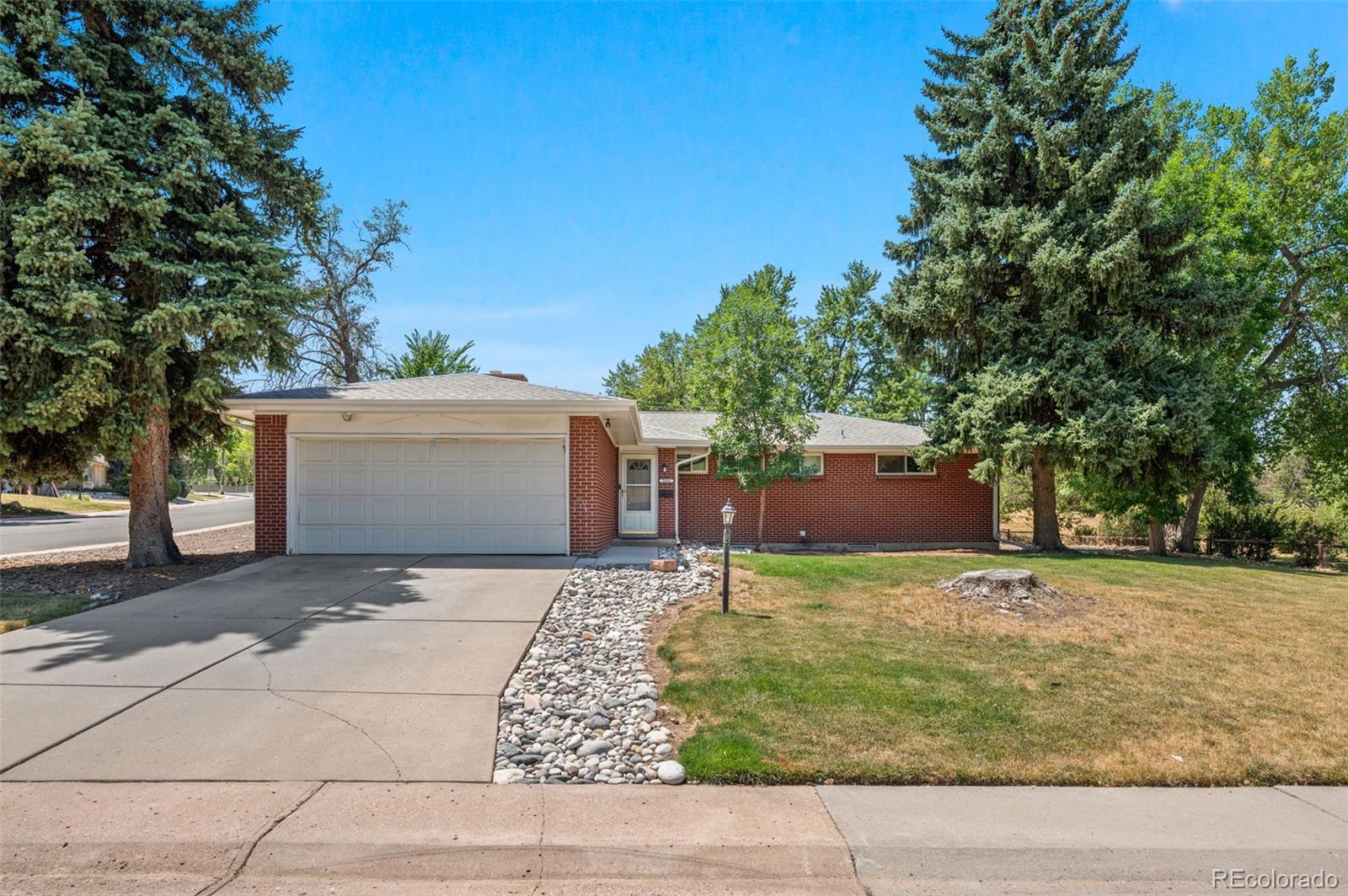 2896 E Euclid Place