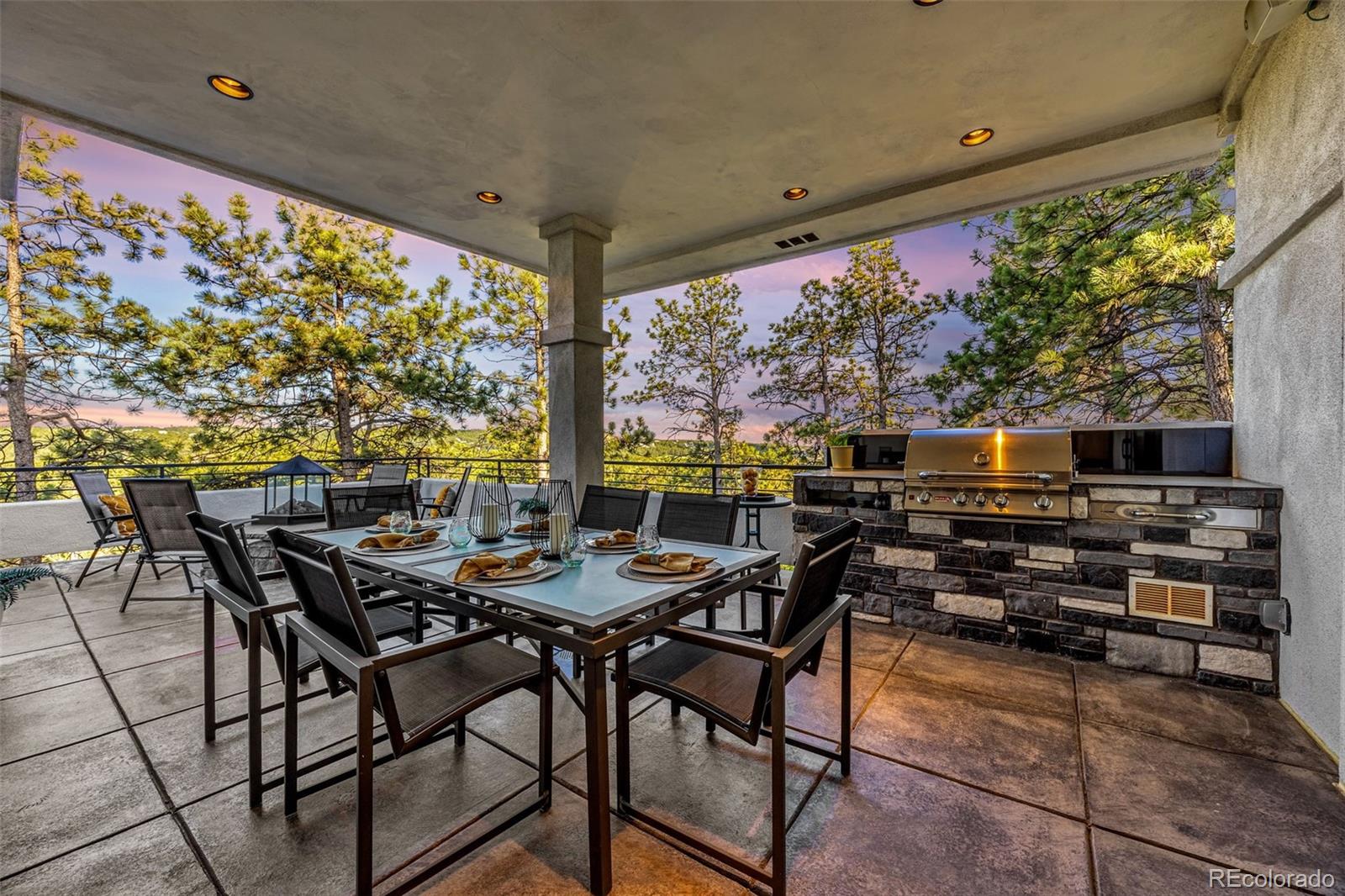 205 Cobblestone Way