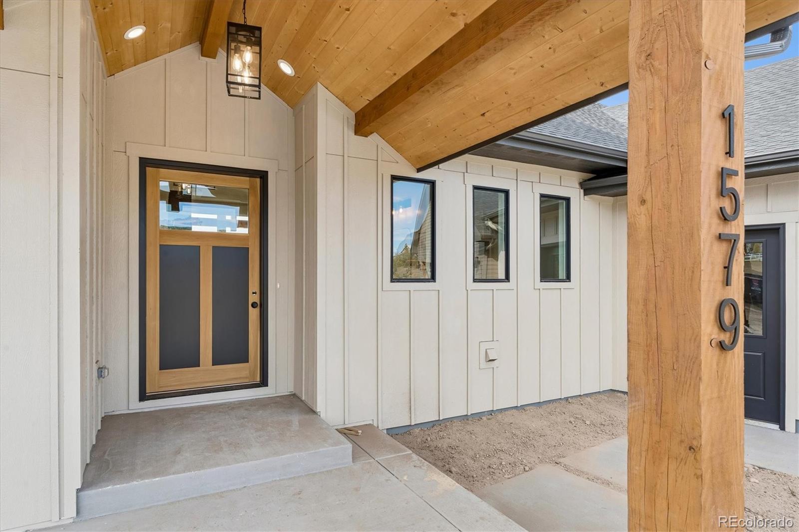 1579 Deerpath Road