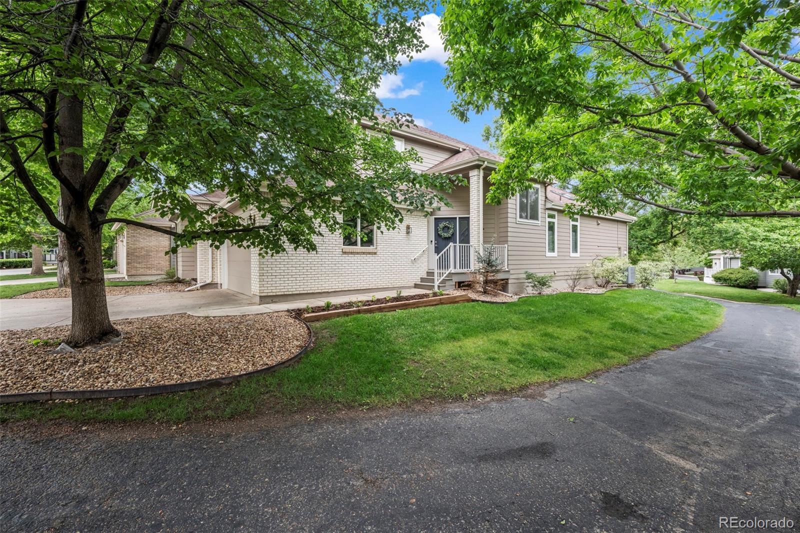 7358 Buckingham Court
