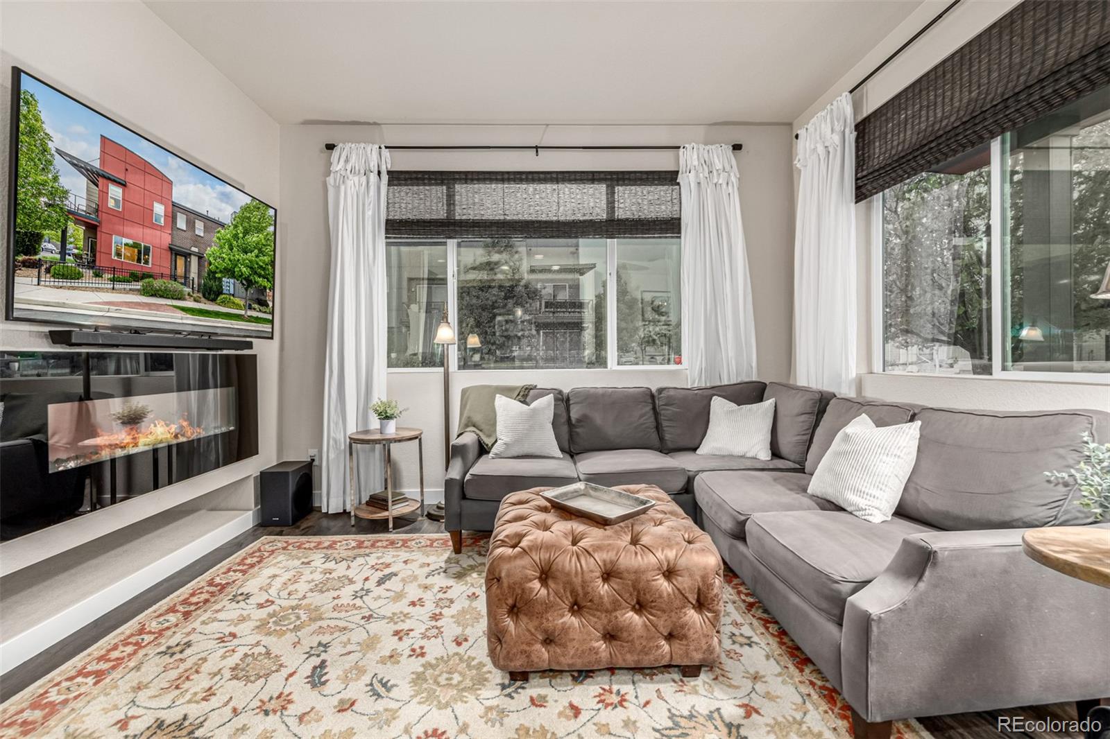 2110 W 67th Place