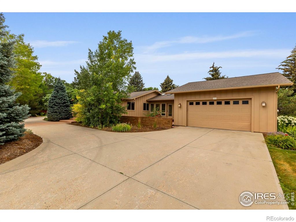 Photo of 2305 Turnberry Road, Fort Collins, CO 80524 (MLS # IR1039526)