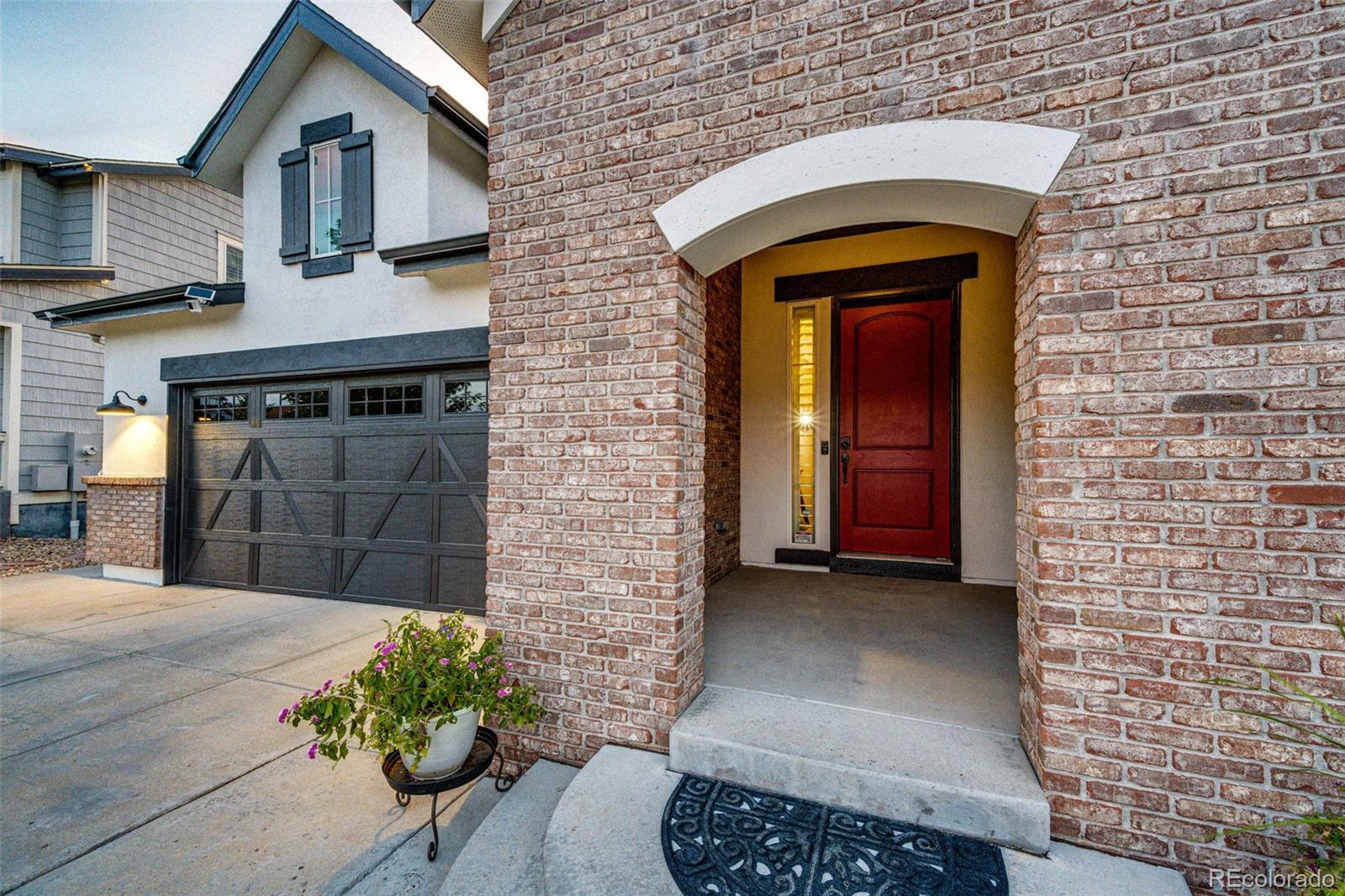 3003 El Nido Way