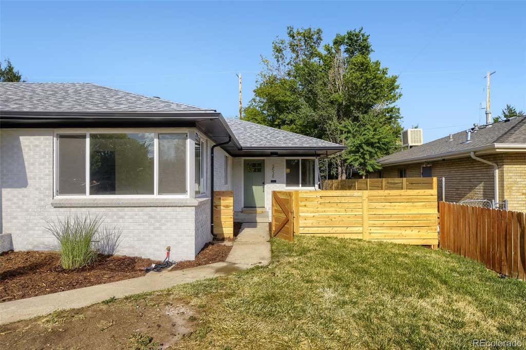 Photo of 3538 Kearney St, Denver, CO 80207 (MLS # 7376724)