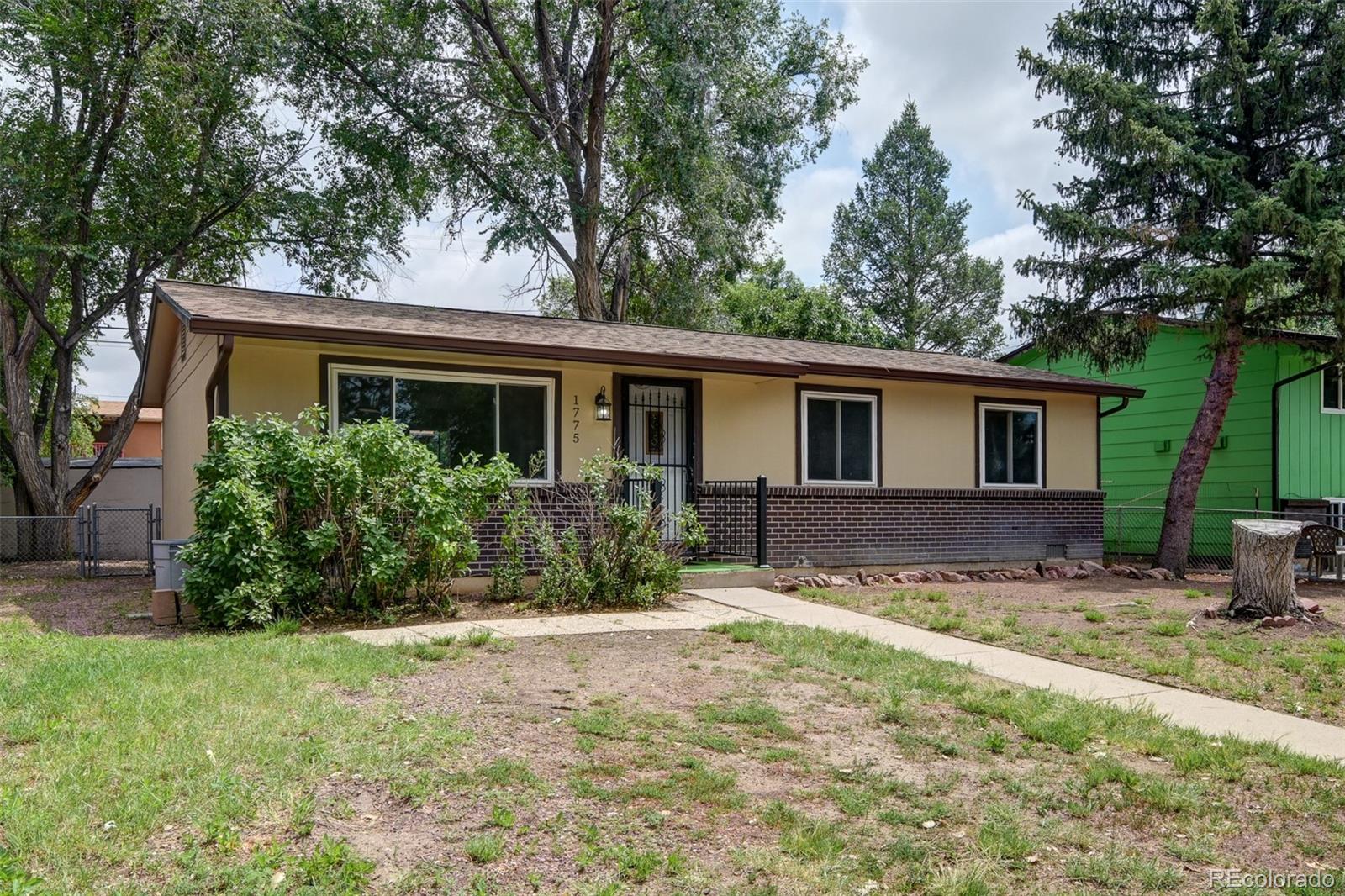 1775 Bonita Drive
