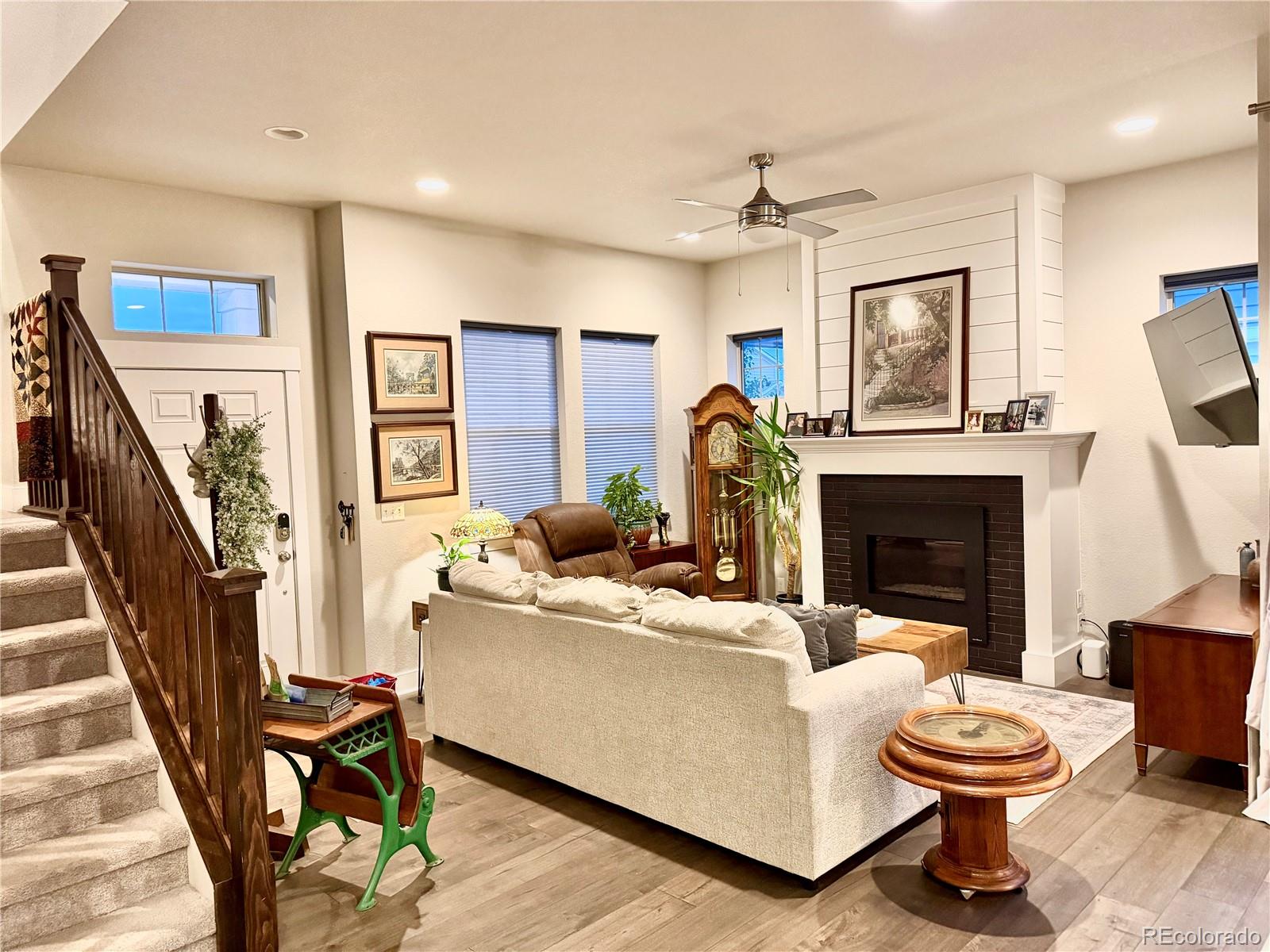 10350 E 57th Place