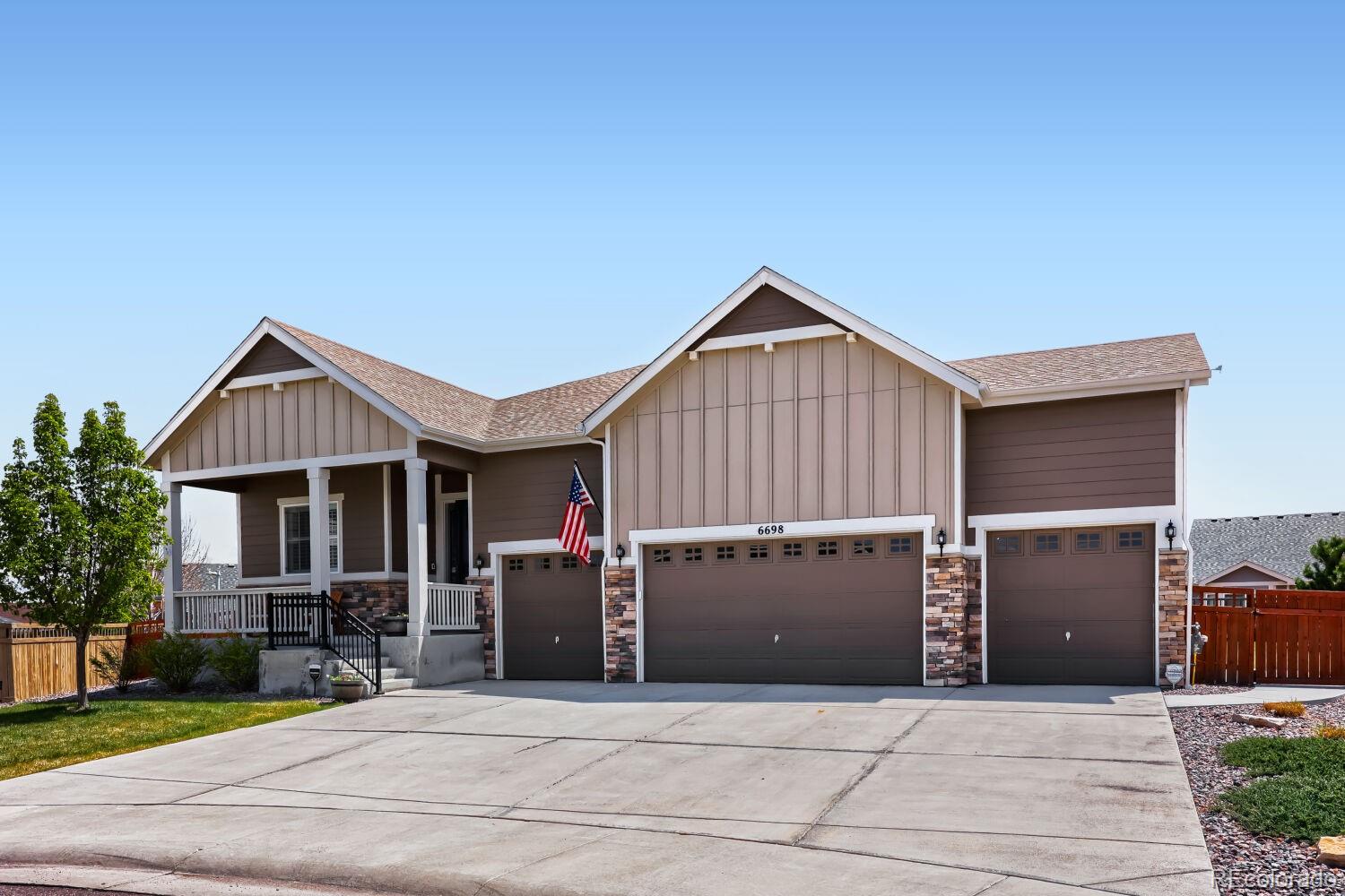 6698 Palmetto Court