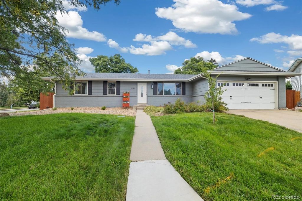 Photo of 2191 Ridge Drive, Broomfield, CO 80020 (MLS # 7650735)