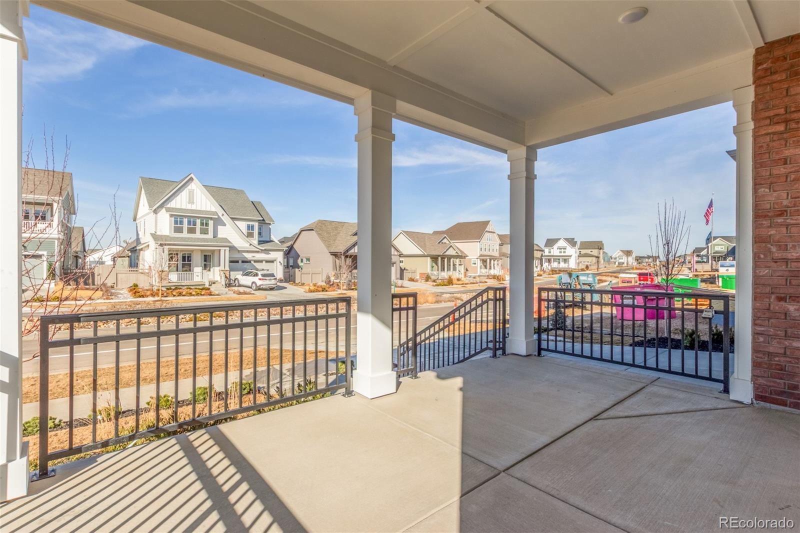 1590 Chestnut Avenue