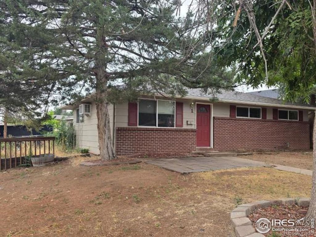 Photo of 1 Sherman Court, Longmont, CO 80501 (MLS # IR1044077)