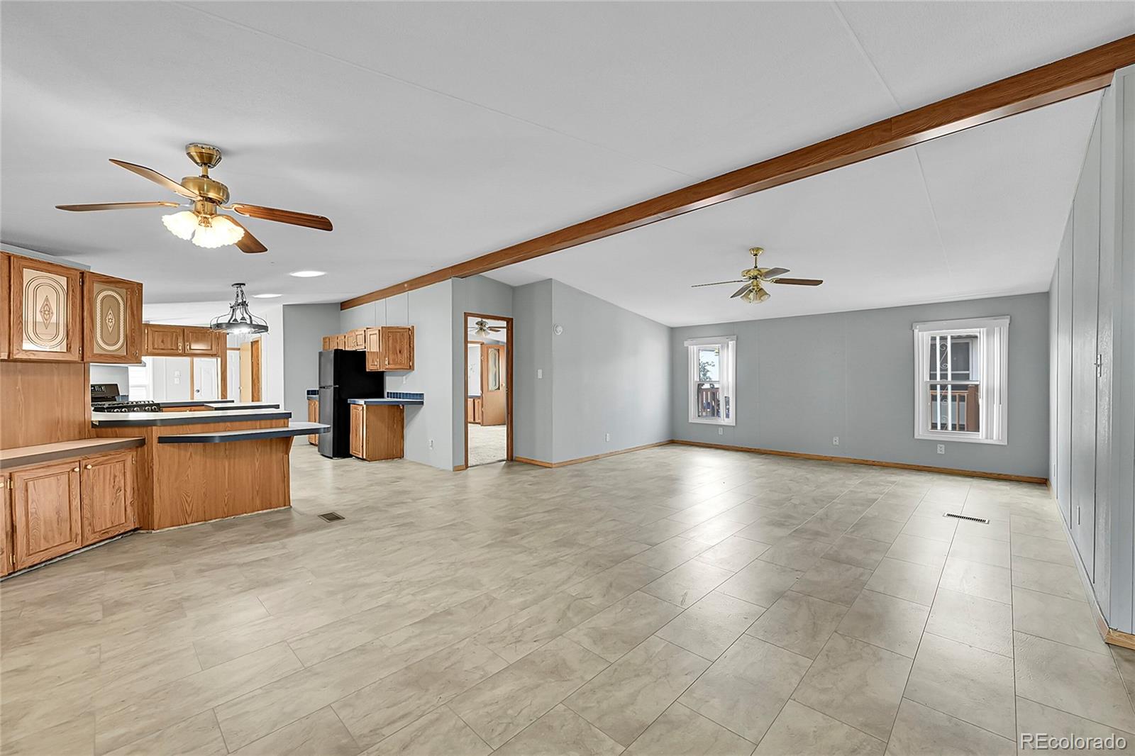 1095 Western Drive