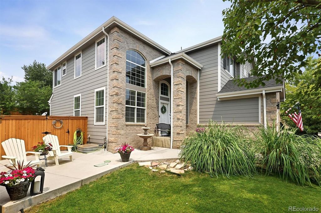Photo of 10720 W Weaver Drive, Littleton, CO 80127 (MLS # 8610930)