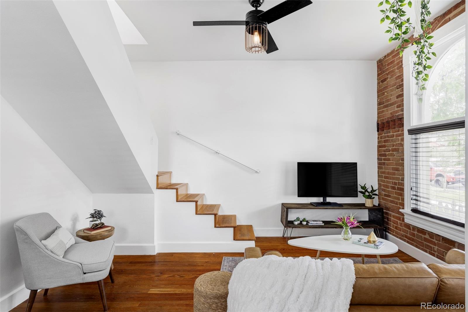 2909 Glenarm Place