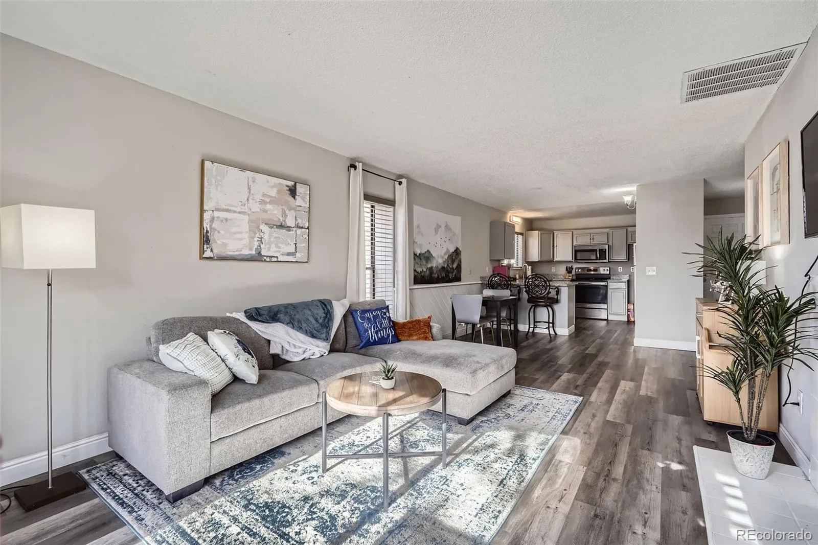 Westminster, Colorado 80031, United States, 2 Bedrooms Bedrooms, ,1 BathroomBathrooms,Residential,Active,5946