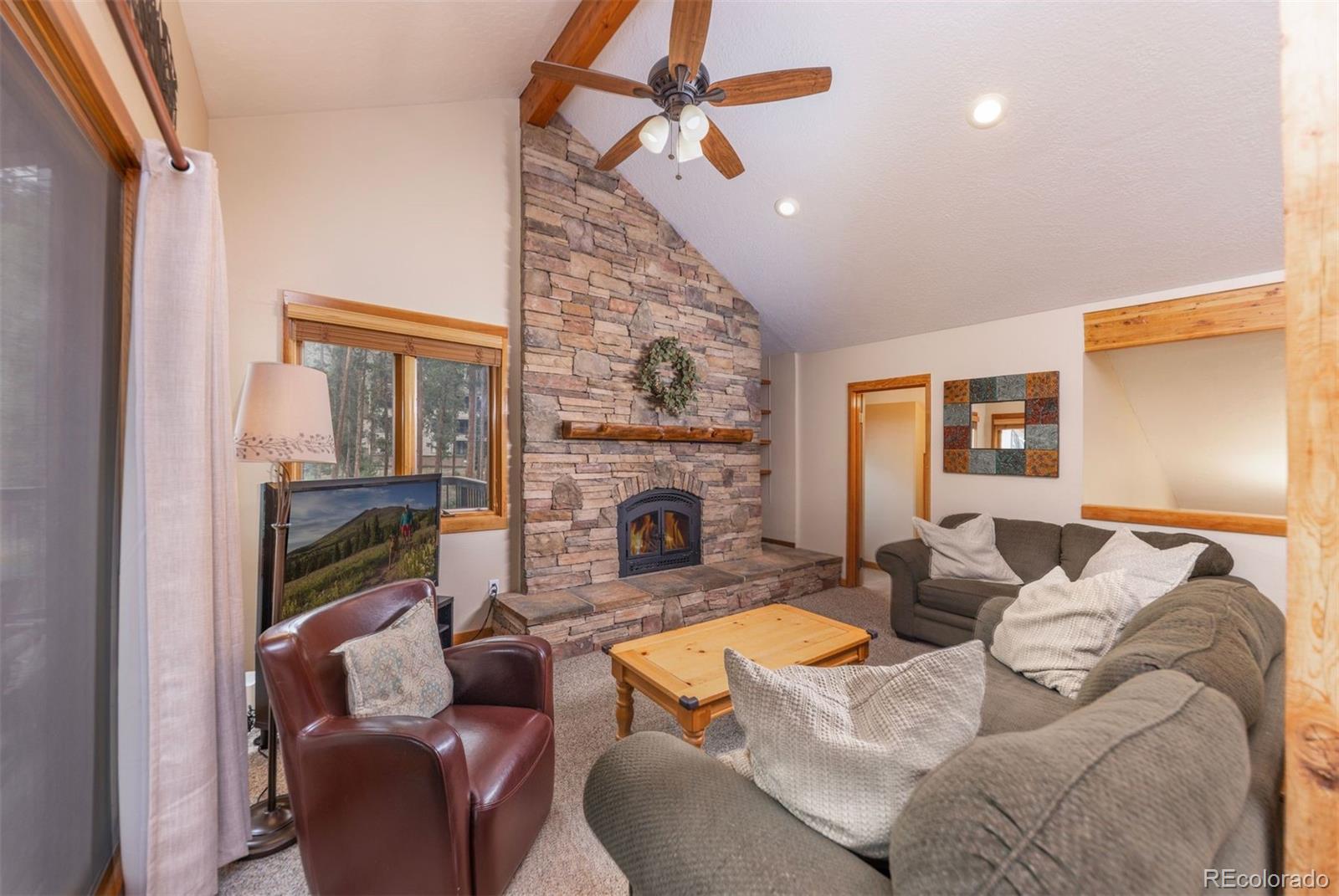 210 Tennis Club Road 1624