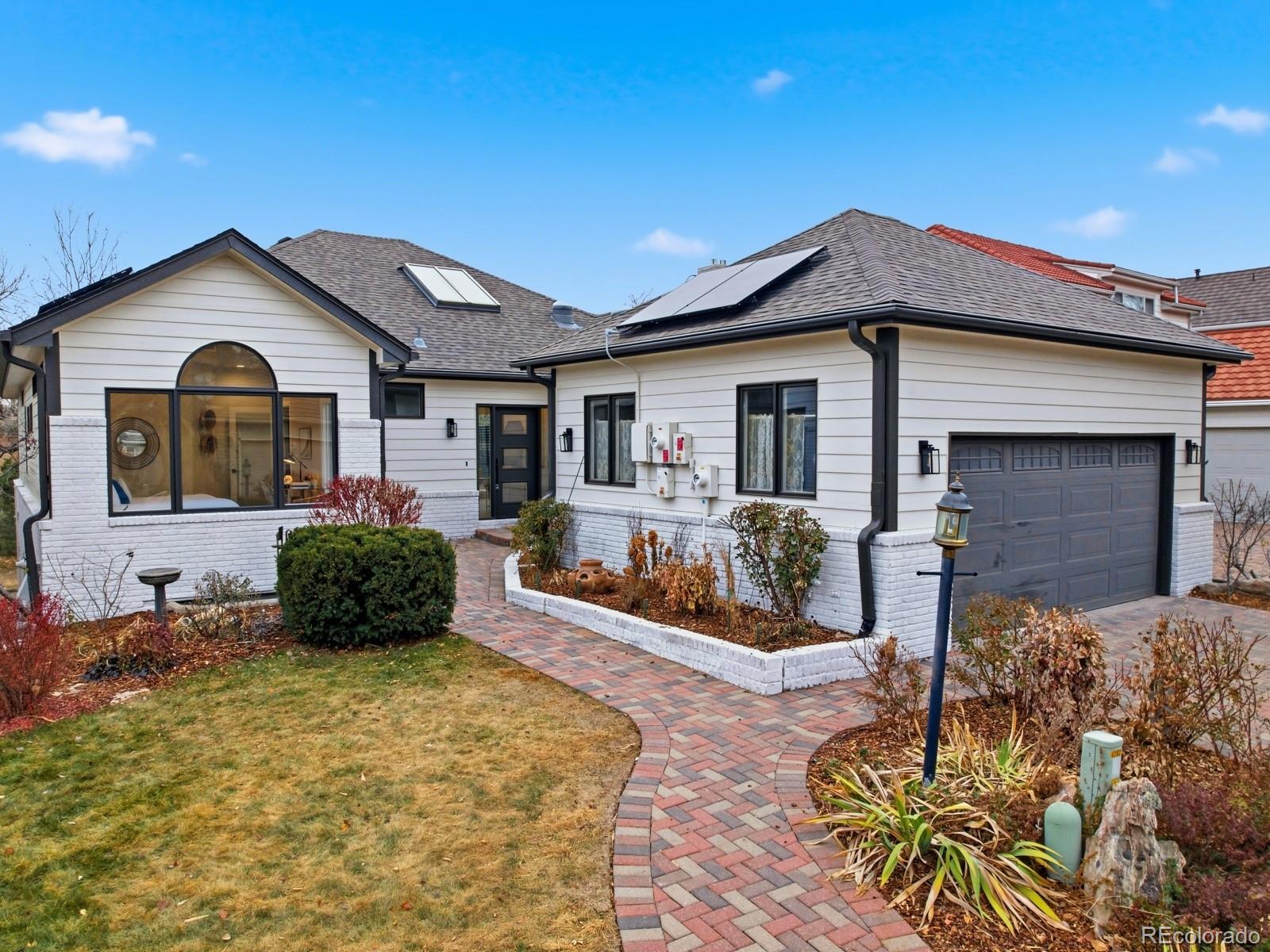 4262 E Orchard Place