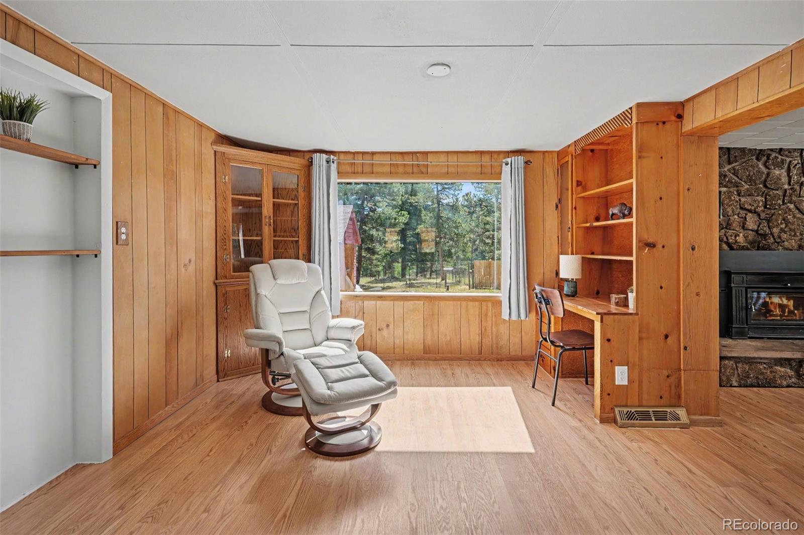 27887 Richmond Hill Road