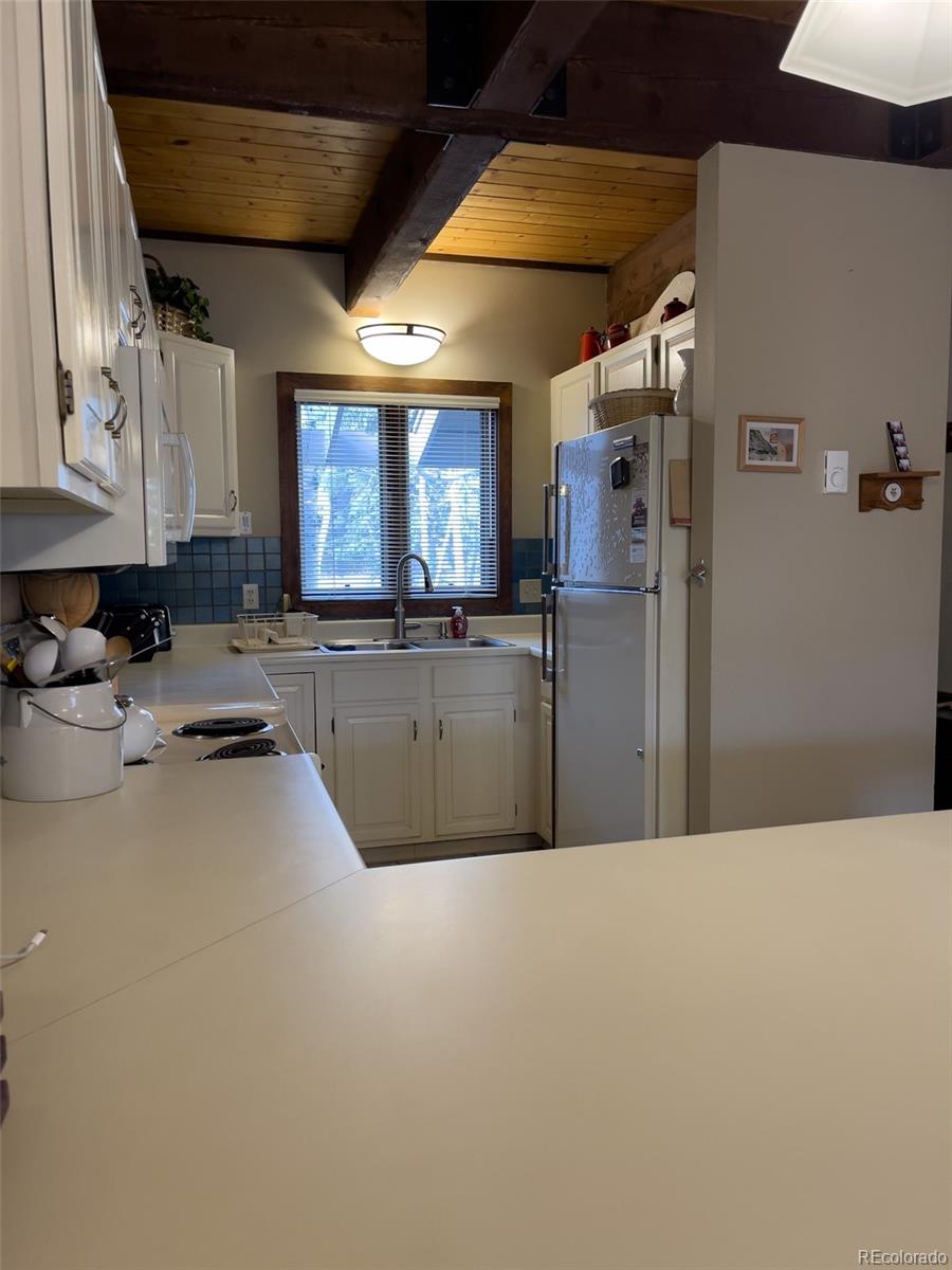 224 Creekside Drive B