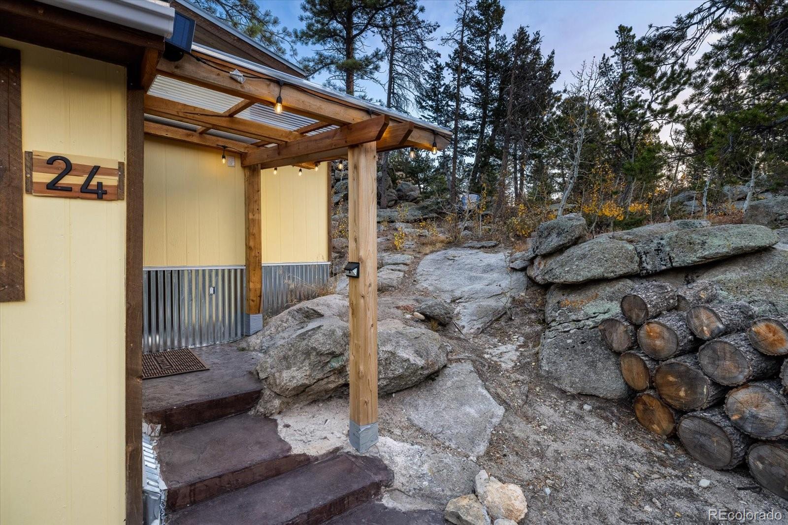 24 Signal Rock Road