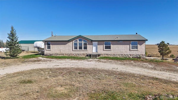 5955 S CALHAN RD, CALHAN, CO 80808 - Image fabcb0c1ad29830d3d83ec0f4e38b5f6/1969354896