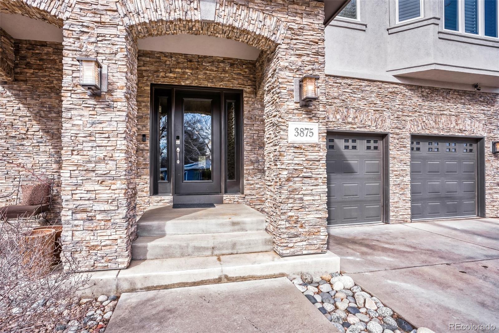 3875 E Wesley Avenue