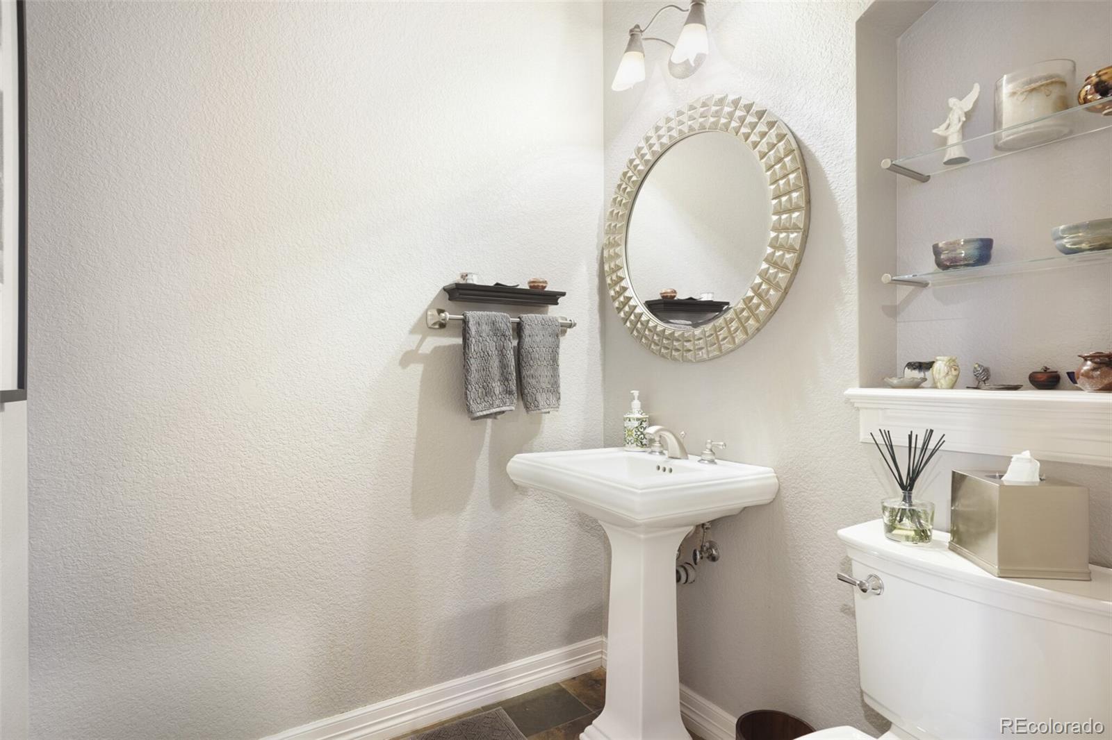 3875 E Wesley Avenue