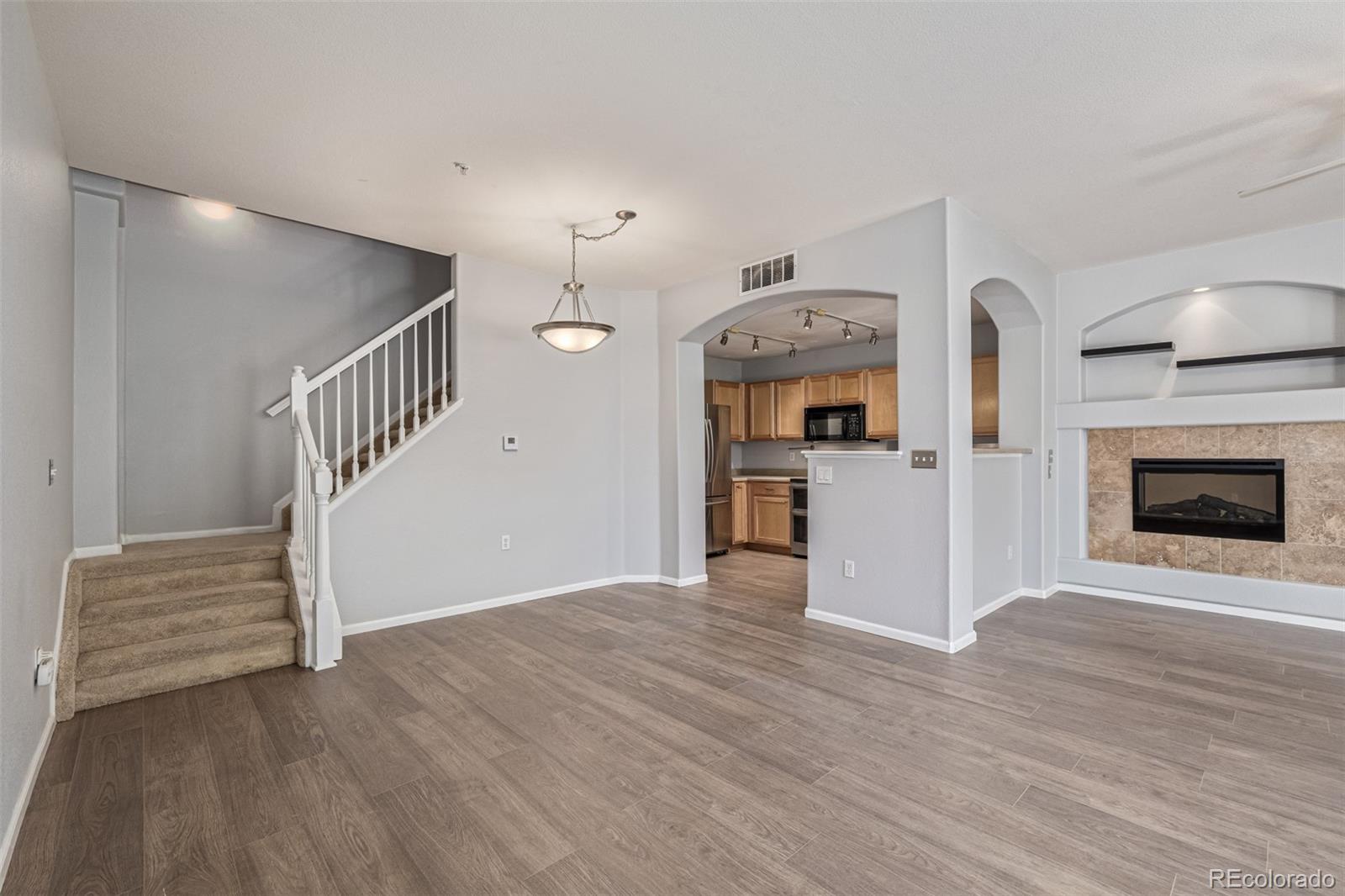 1535 S Florence Way 410