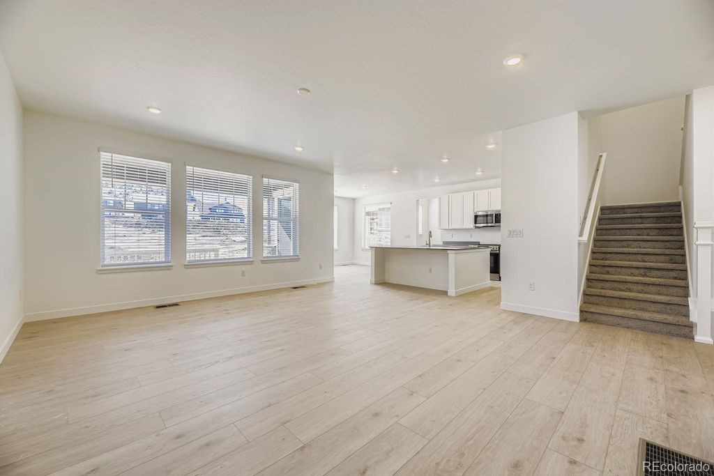 Photo of 12710 W Glasgow Place, Littleton, CO 80127 (MLS # 2736129)