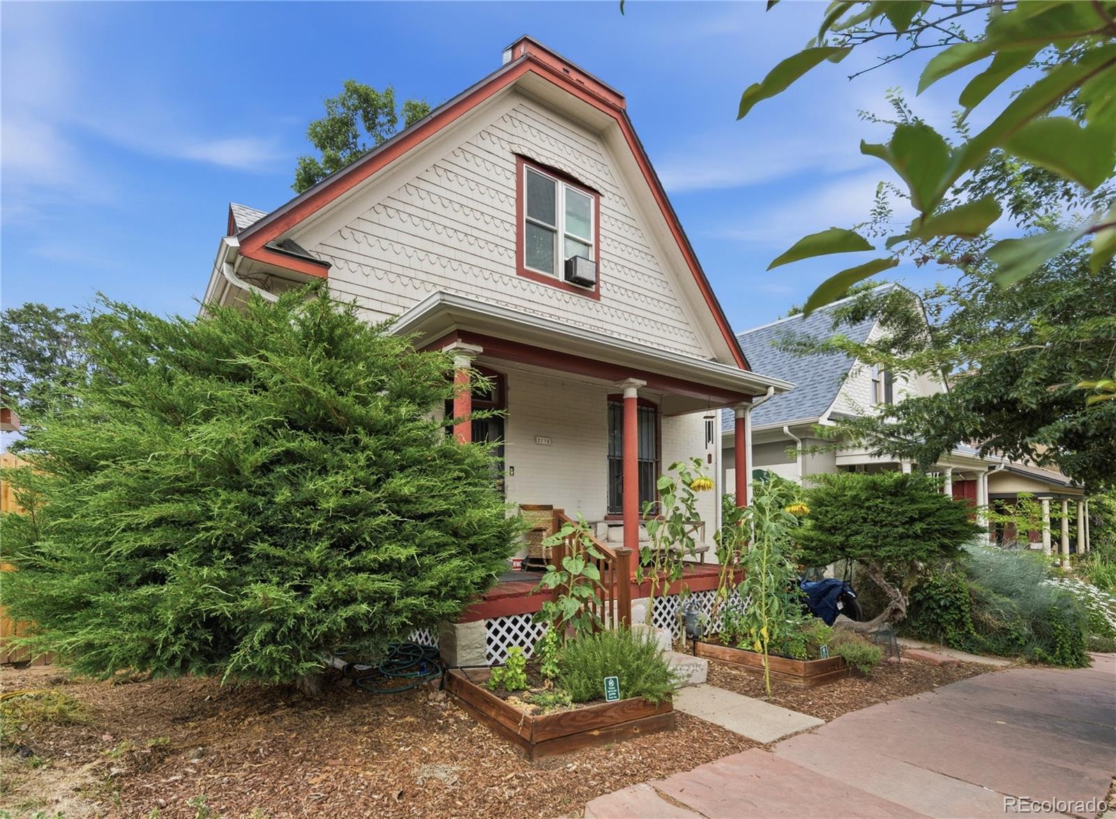 2115 W 31st Avenue