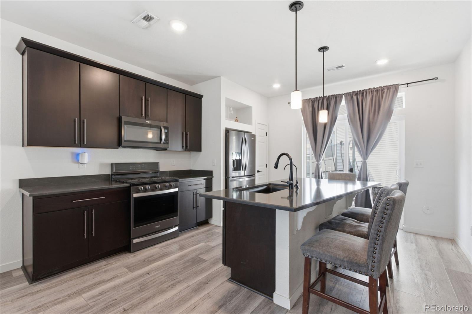 21845 E 44th Place
