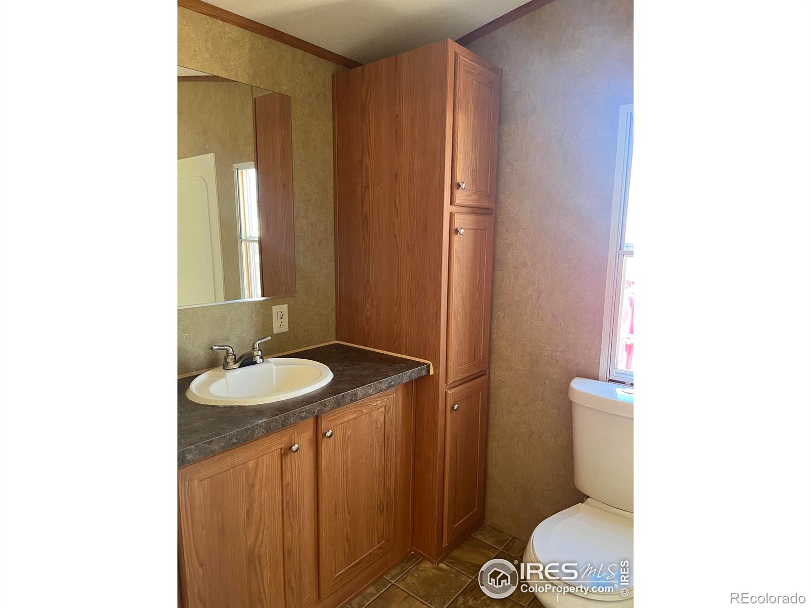 Photo 8 of 21 of 26444 2nd Street house