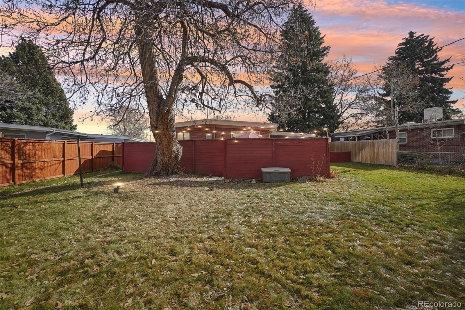 1531 S Leyden Street