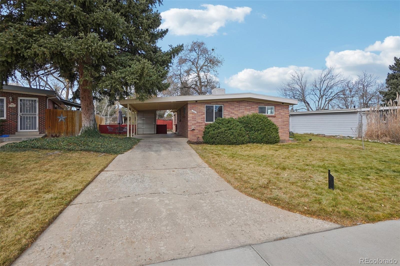 1531 S Leyden Street