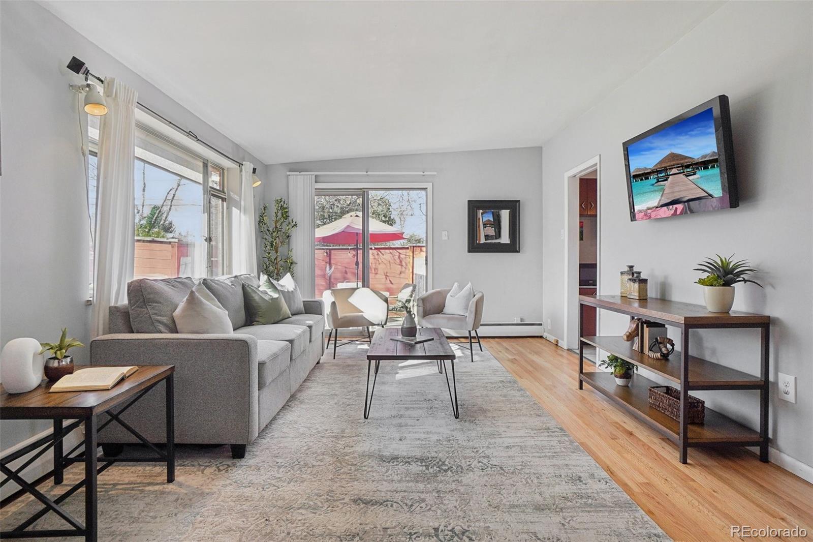 1531 S Leyden Street