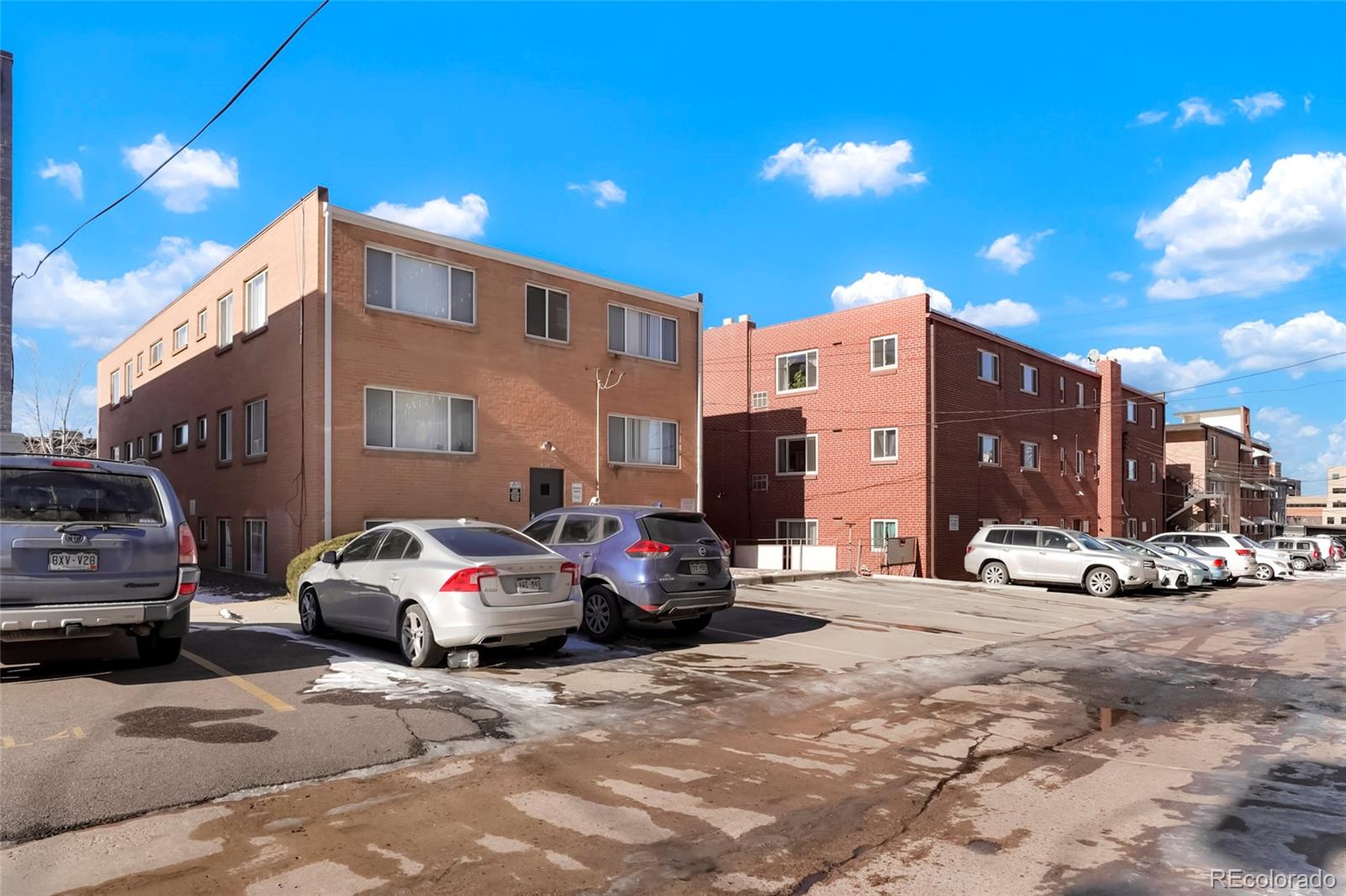 830 Dexter Street