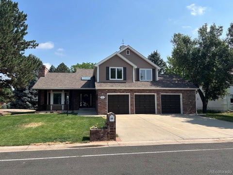 Photo of 30 Spyglass Drive, Littleton, CO 80123 (MLS # 3527048)