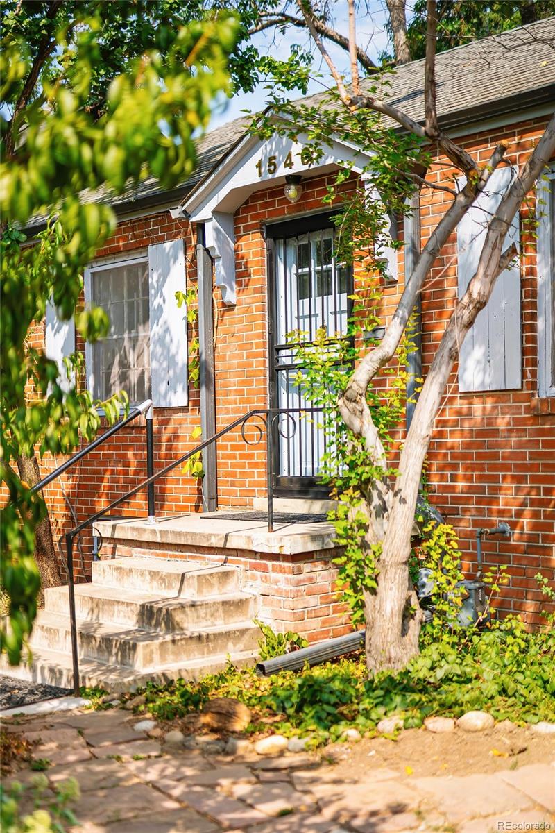 1540 Oneida Street, Denver, CO, 80220 2 1540 Oneida Street