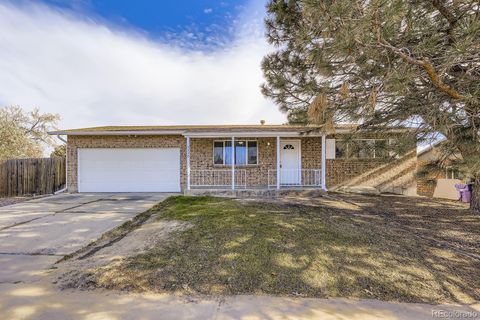 5332 Elkhart Street Denver CO 80239