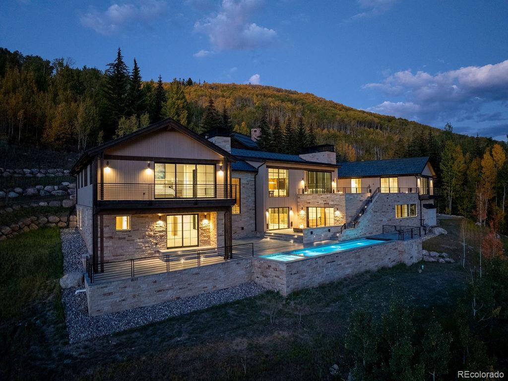 1326 Spraddle Creek Road