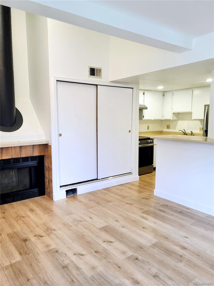 8701 Huron Street 5-210