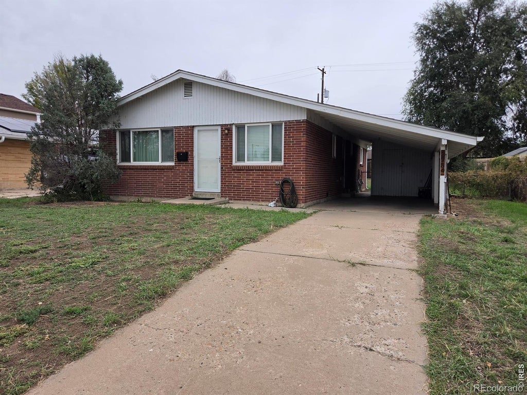 Photo of 3754 S Inca Street, Englewood, CO 80110 (MLS # IR1067654)